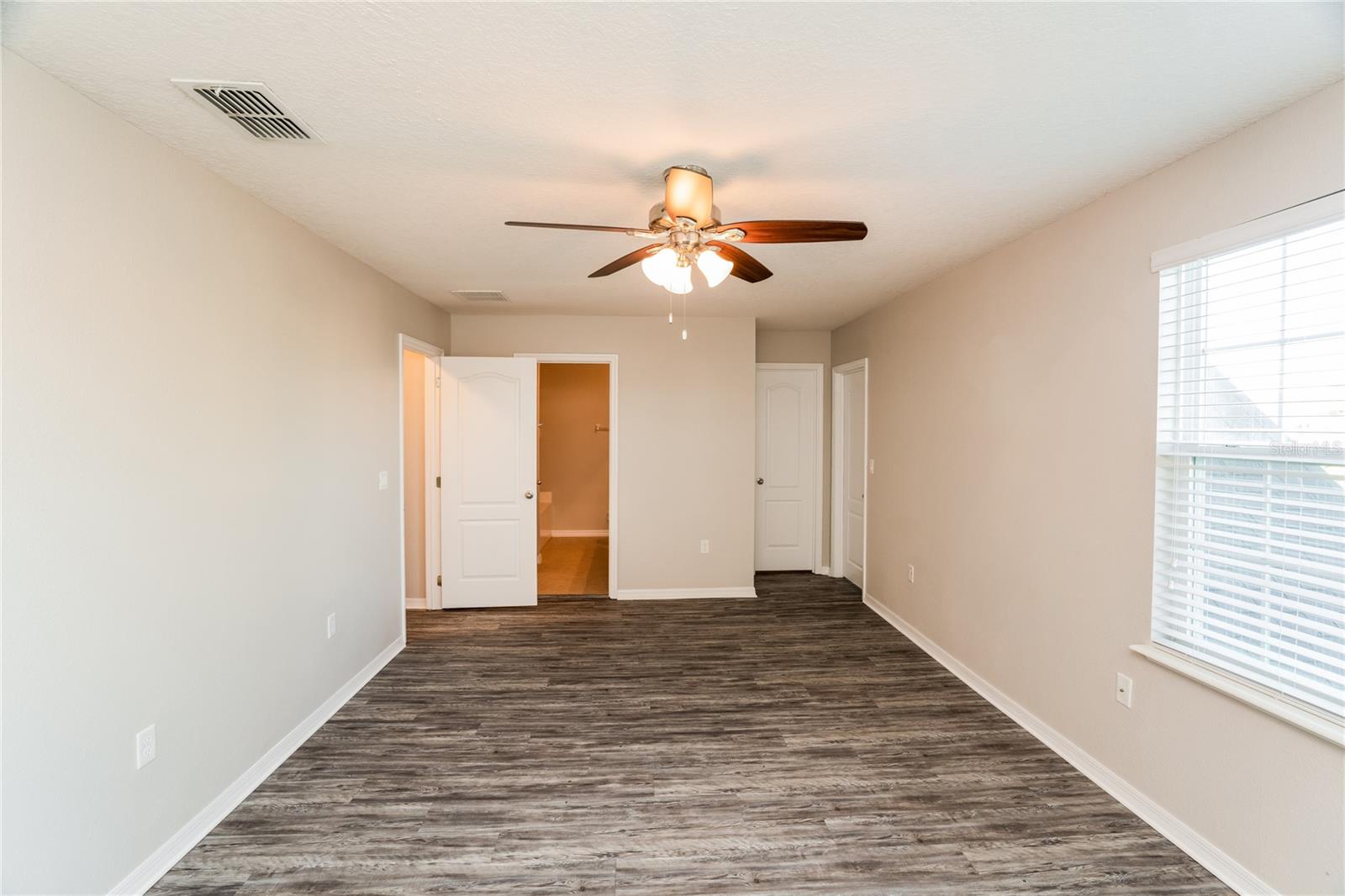 ABBEY GLEN I A-E - Residential