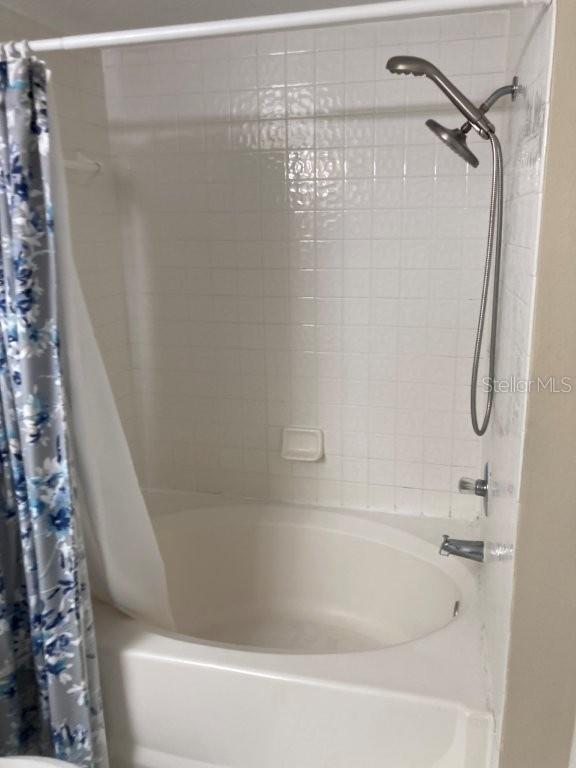 PALMS CLUB CONDO - Residential Lease