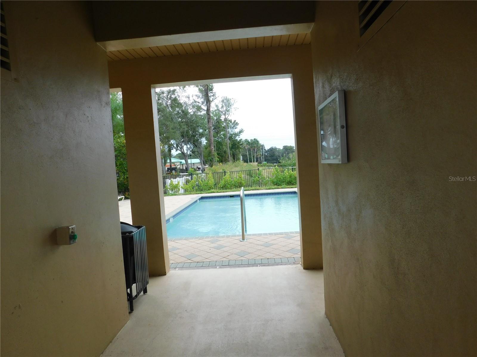 EDGEWATER PLACE - Residential