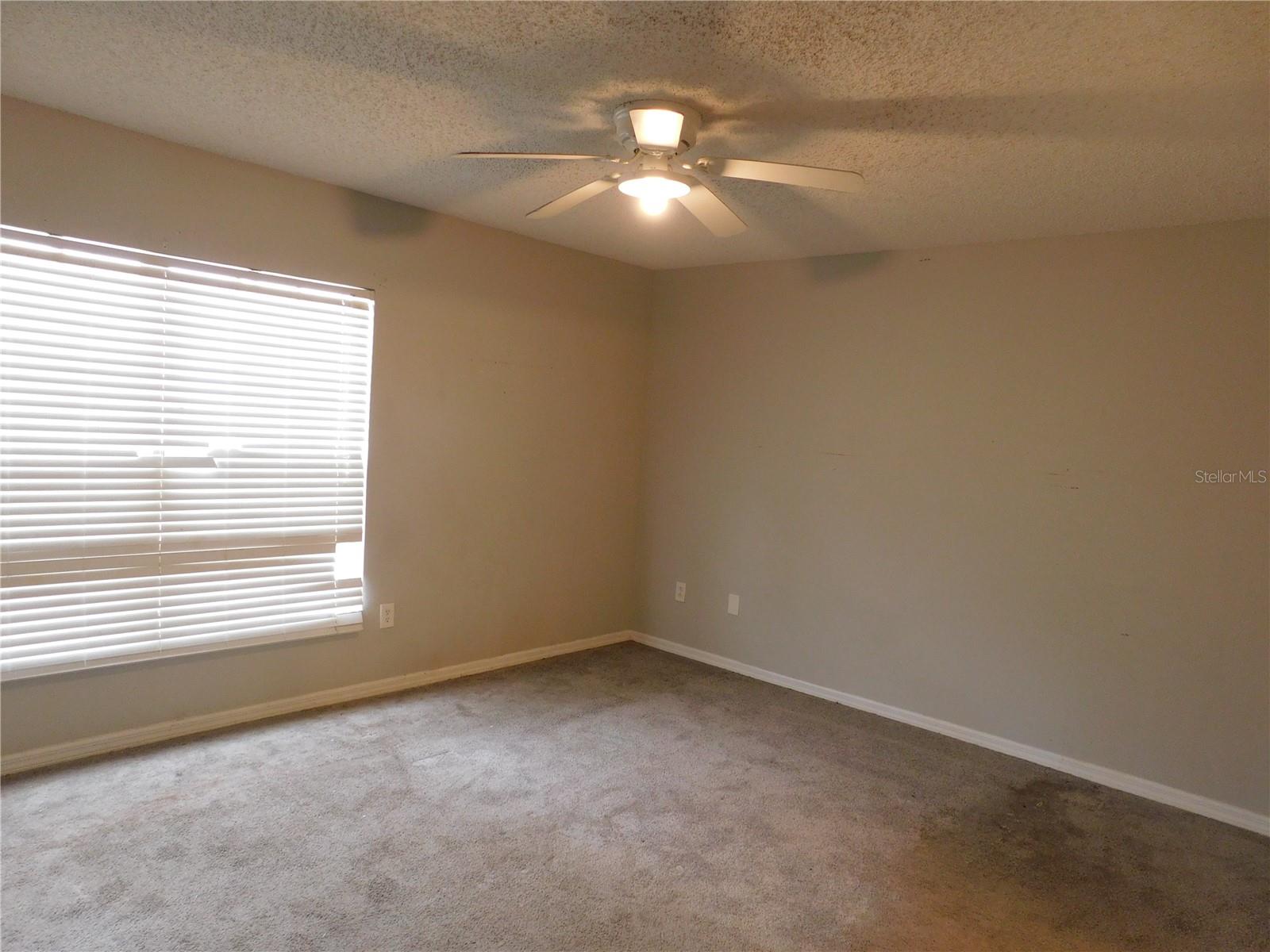 EDGEWATER PLACE - Residential