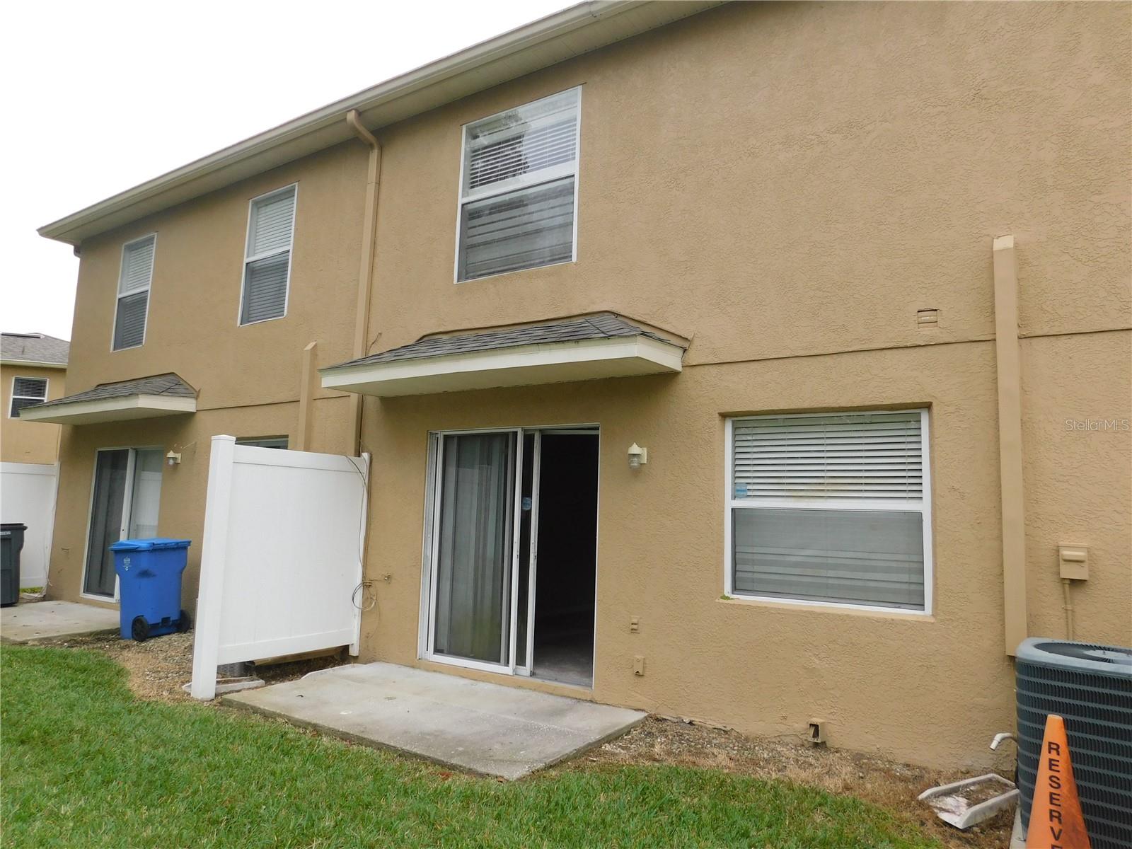 EDGEWATER PLACE - Residential