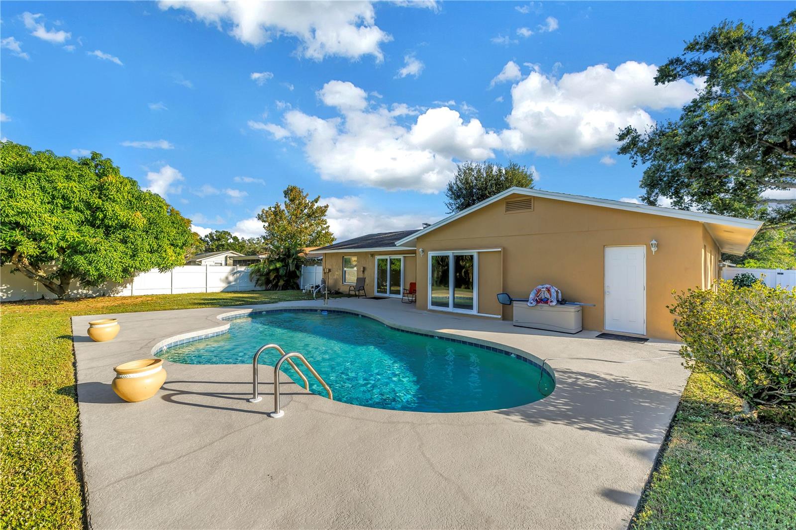 WOODS OF WHITFIELD - Residential