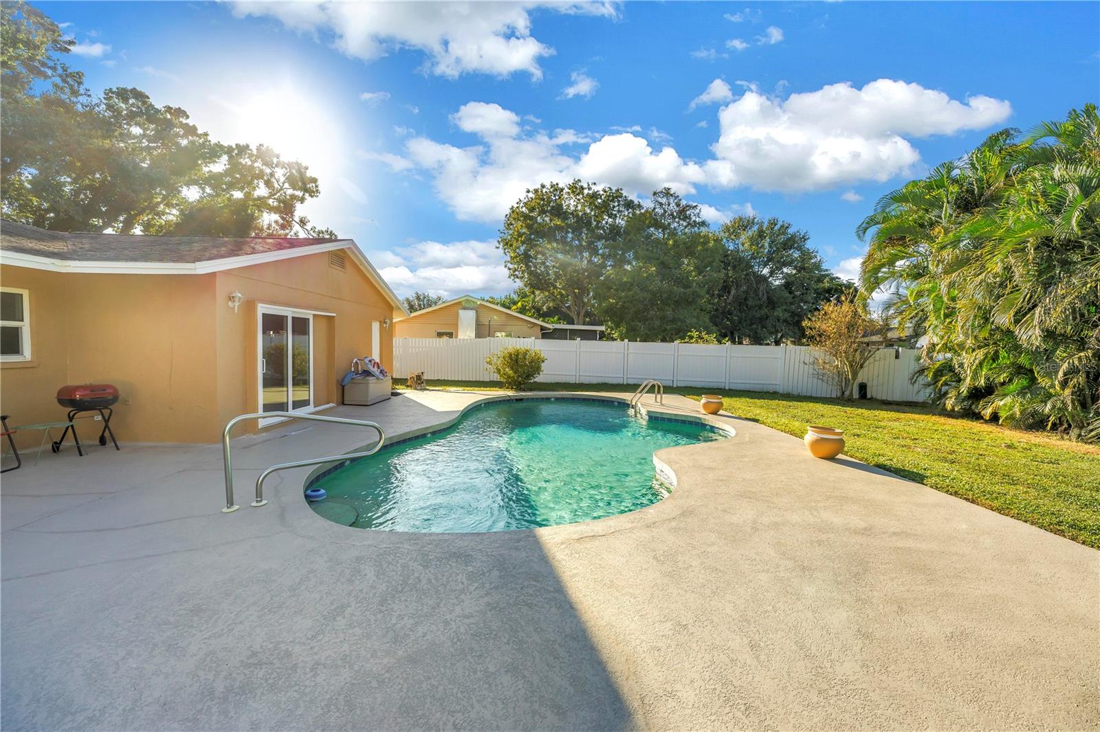 WOODS OF WHITFIELD - Residential