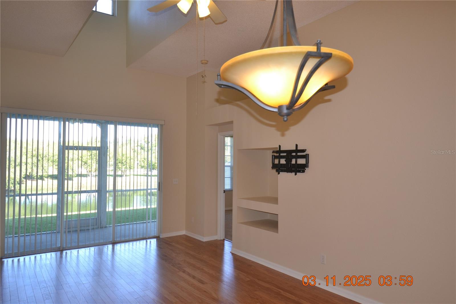SUN KETCH TWNHMS AT CYPRESS LAKES - Residential Lease