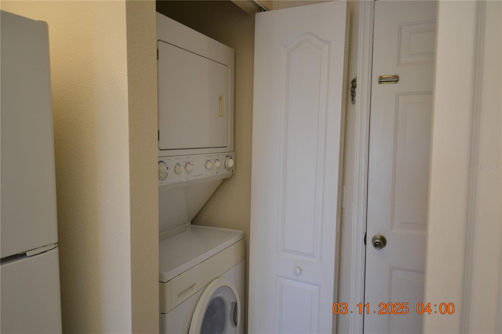 SUN KETCH TWNHMS AT CYPRESS LAKES - Residential Lease