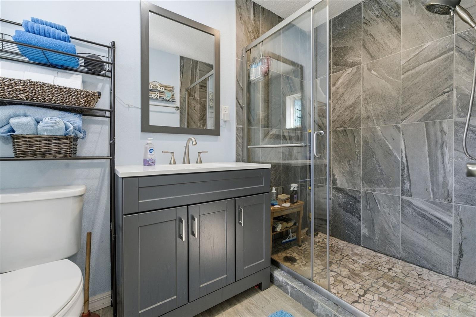 HILLCREST ESTATES - Residential