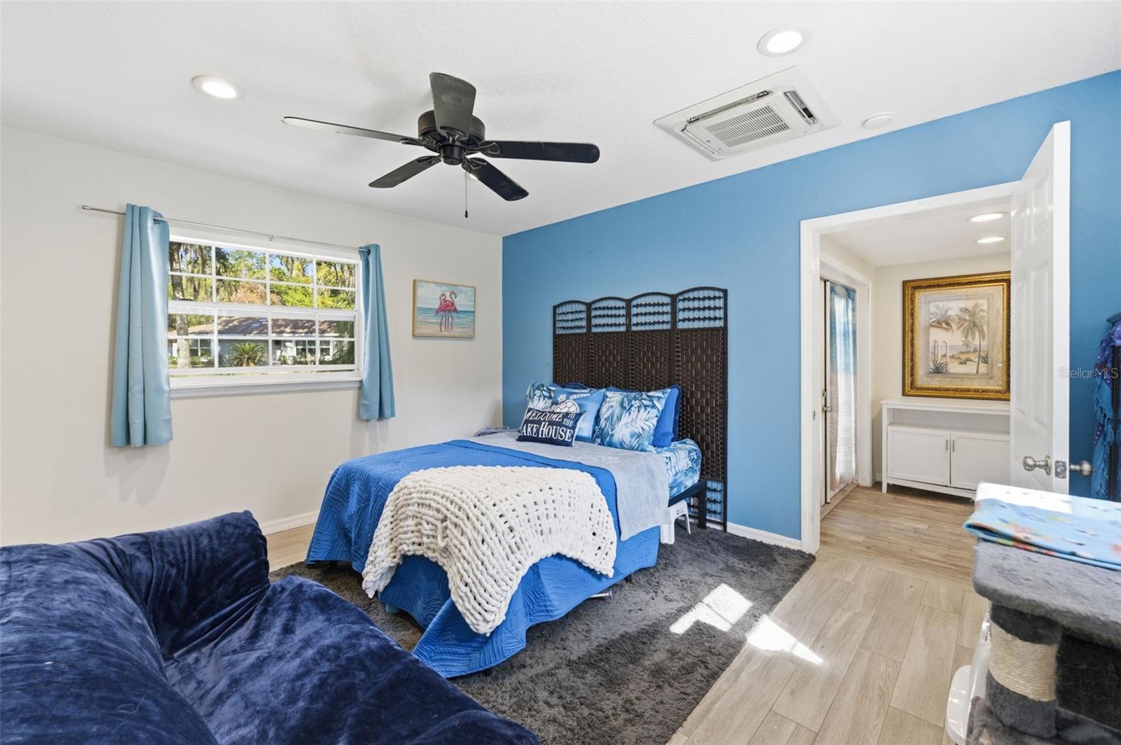 HILLCREST ESTATES - Residential