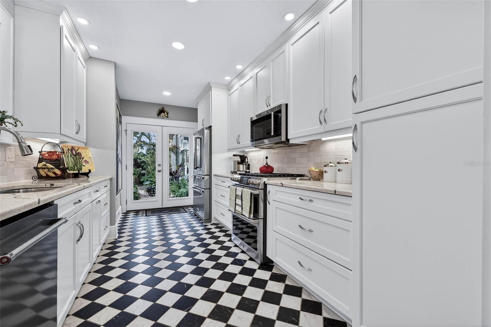 HALLS CENTRAL AVE 1 - Residential