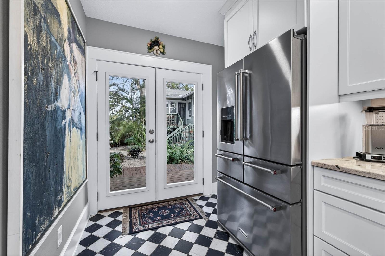 HALLS CENTRAL AVE 1 - Residential