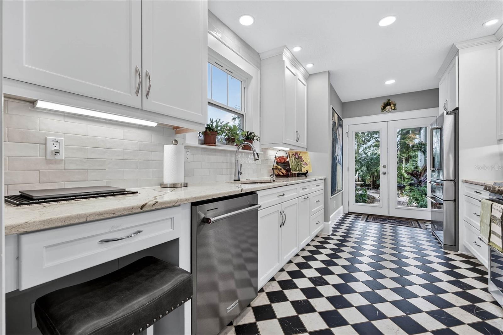 HALLS CENTRAL AVE 1 - Residential