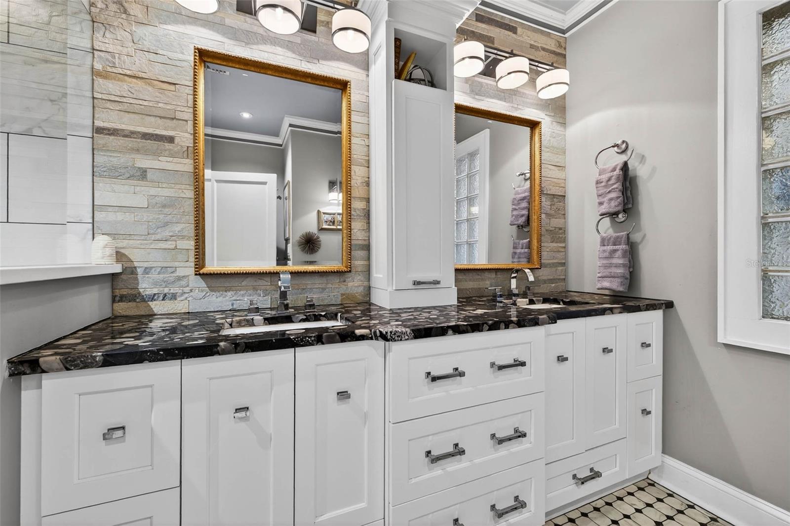 HALLS CENTRAL AVE 1 - Residential