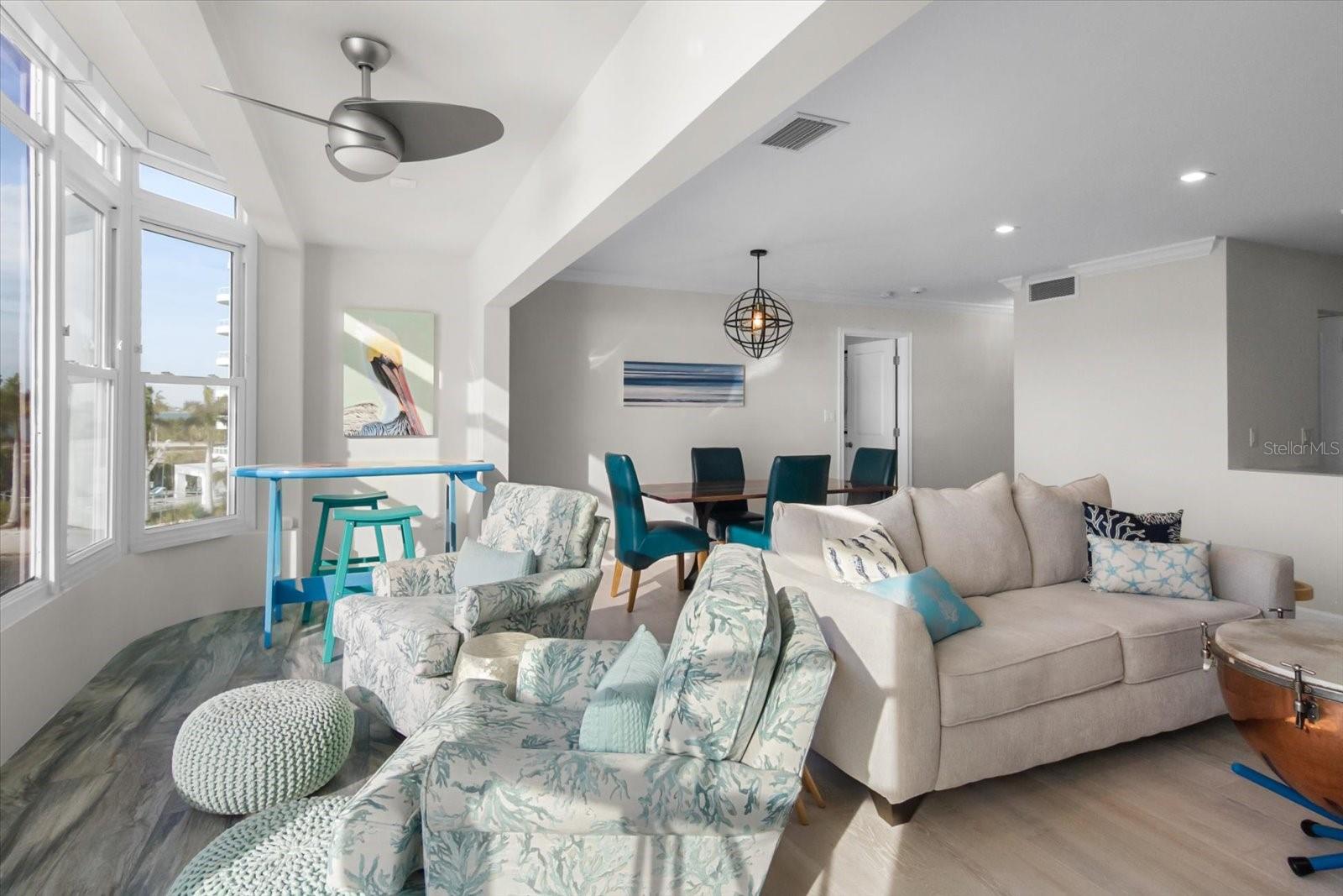 HARBOR HOUSE - Residential