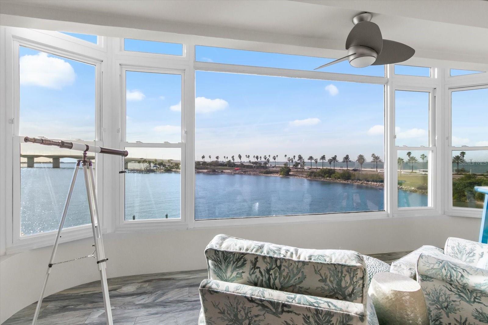 HARBOR HOUSE - Residential