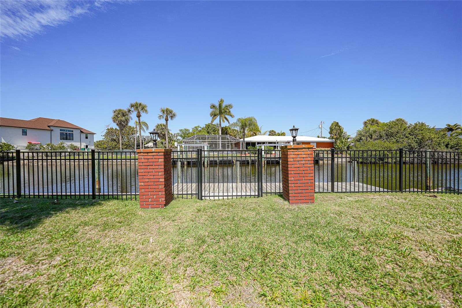 SUNCOAST HARBORS - Residential