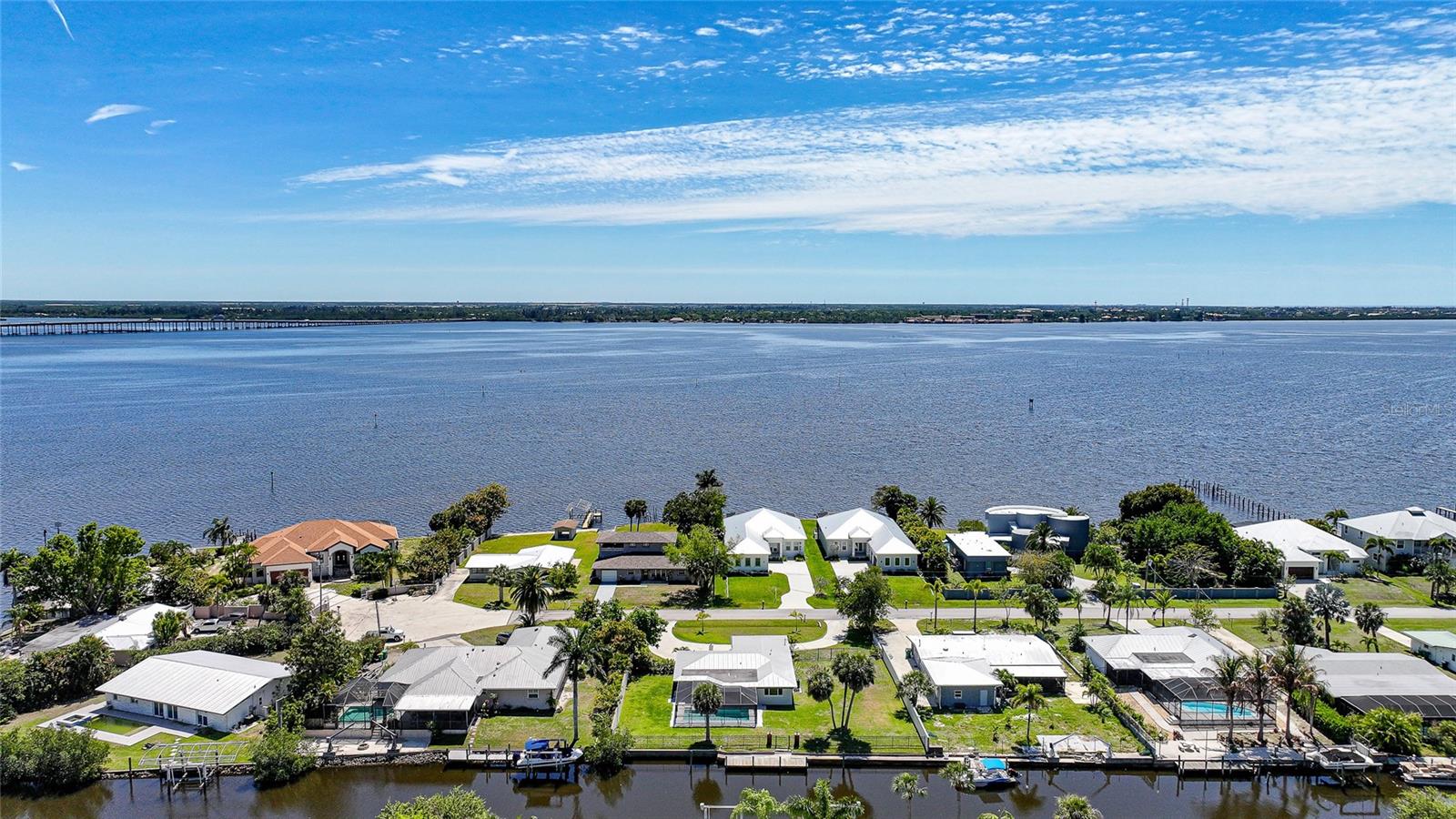 SUNCOAST HARBORS - Residential