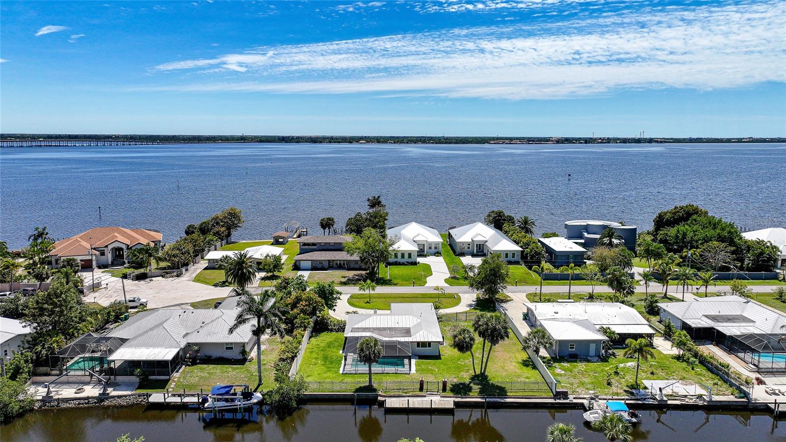 SUNCOAST HARBORS - Residential