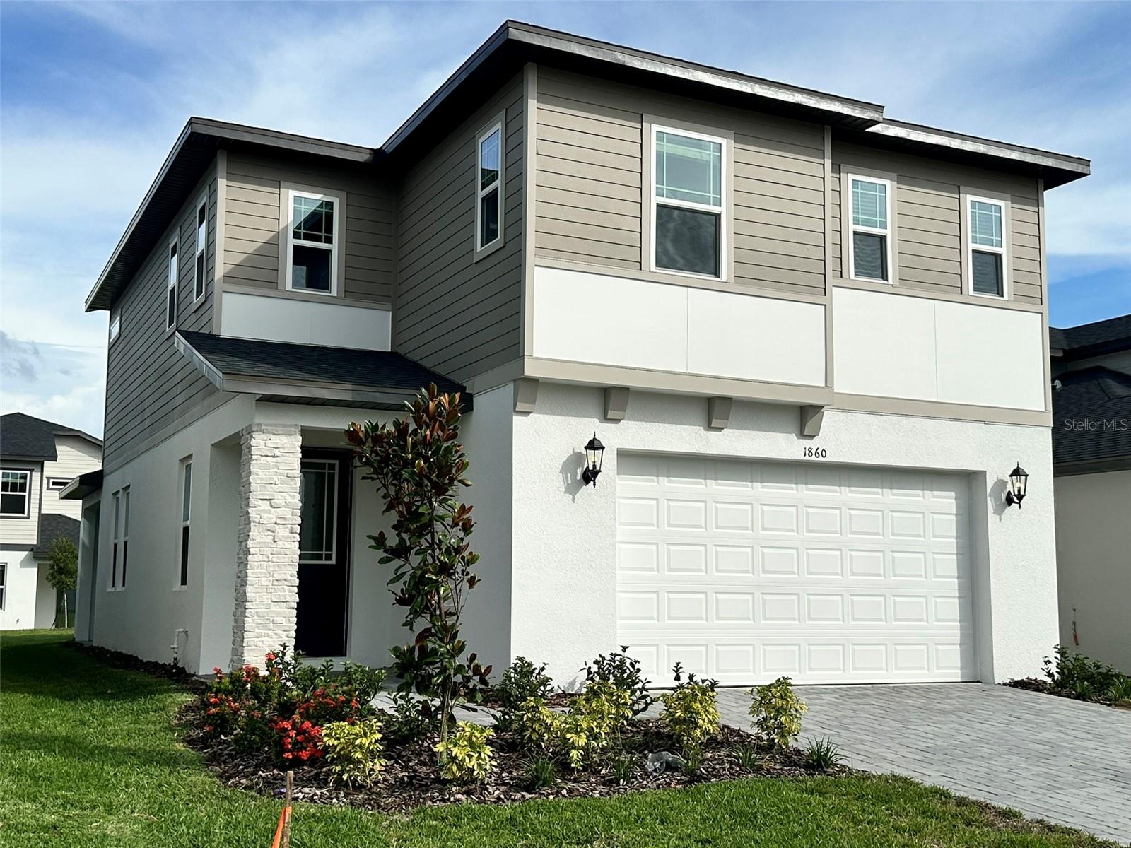 Discover the future of living in this Meritage's brand-new, move-in-ready, energy-efficient smart home located in one of Minneola’s most exciting up-and-coming communities. With easy access to the FL Turnpike and just 20 minutes from Winter Garden and under 30 minutes to Downtown Orlando, this location offers unbeatable convenience for work, shopping, dining, and entertainment!
Built with comfort, technology, and style in mind, this 3-bedroom, 2.5-bathroom home features 2,216 sqft of modern living space on a 4,600 sqft lot. Enjoy smart home features throughout, including a smart lock, smart thermostat, and smart garage opener. The open-concept layout includes durable tile flooring on the first floor, a spacious kitchen and living area ideal for hosting, on the second floor you will find 2 bedrooms and an oversized main bedroom retreat with plenty of natural light!
Situated in a rapidly growing area surrounded by new developments, this home offers immense long-term potential. The community is just minutes from supermarkets, restaurants, and everyday conveniences, making it perfect for both families and professionals. Plus, with a 2-car garage and energy-efficient systems, this is the ideal blend of comfort, sustainability, and location!