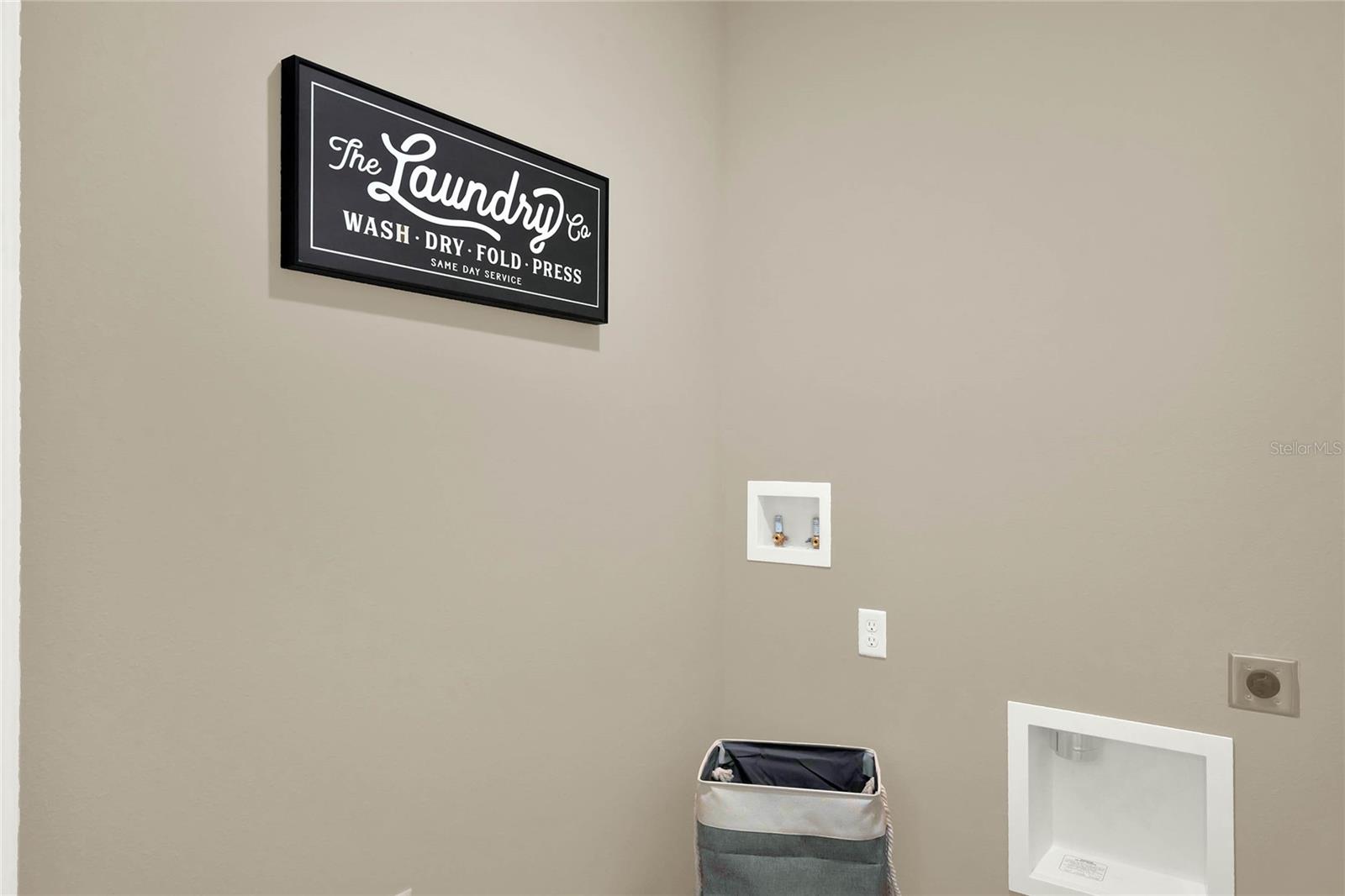 CROSSROADS AT KELLY PARK - Residential