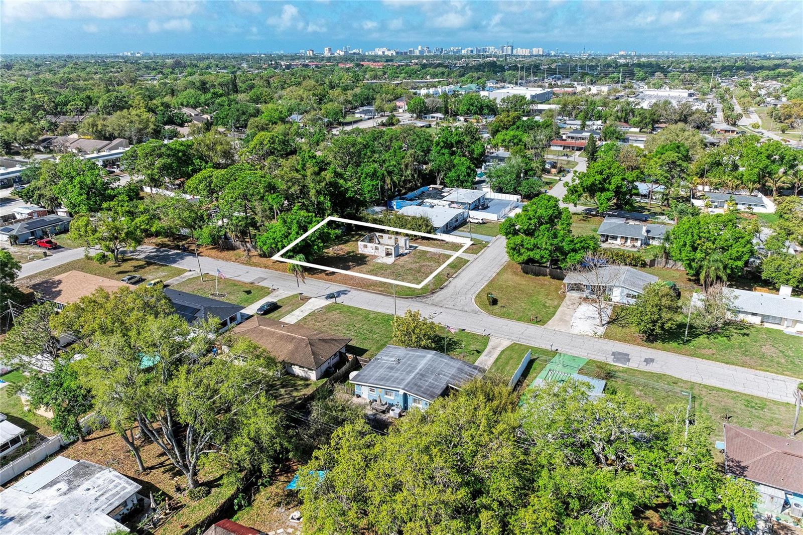 KENSINGTON PARK - Land