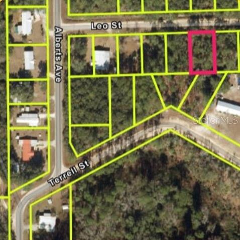 Market value of $9,500, now available for only $6,500. This residential lot offers an affordable entry into the growing Putnam County market. With convenient access to main roads and local amenities, this is the perfect chance to secure land for your future home or hold as a long-term investment.
Opportunities like this don’t last long – whether you’re a first-time investor or looking to expand your portfolio, this property offers both value and potential.