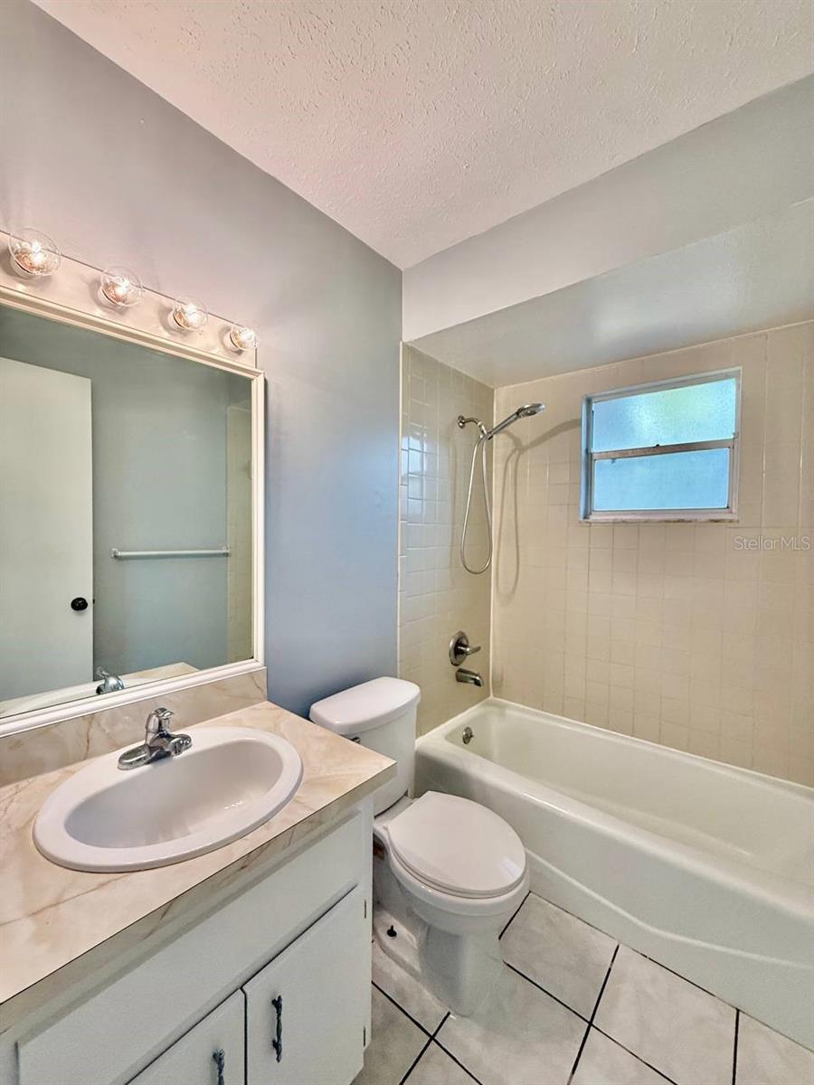 UNPLATTED - Residential Lease