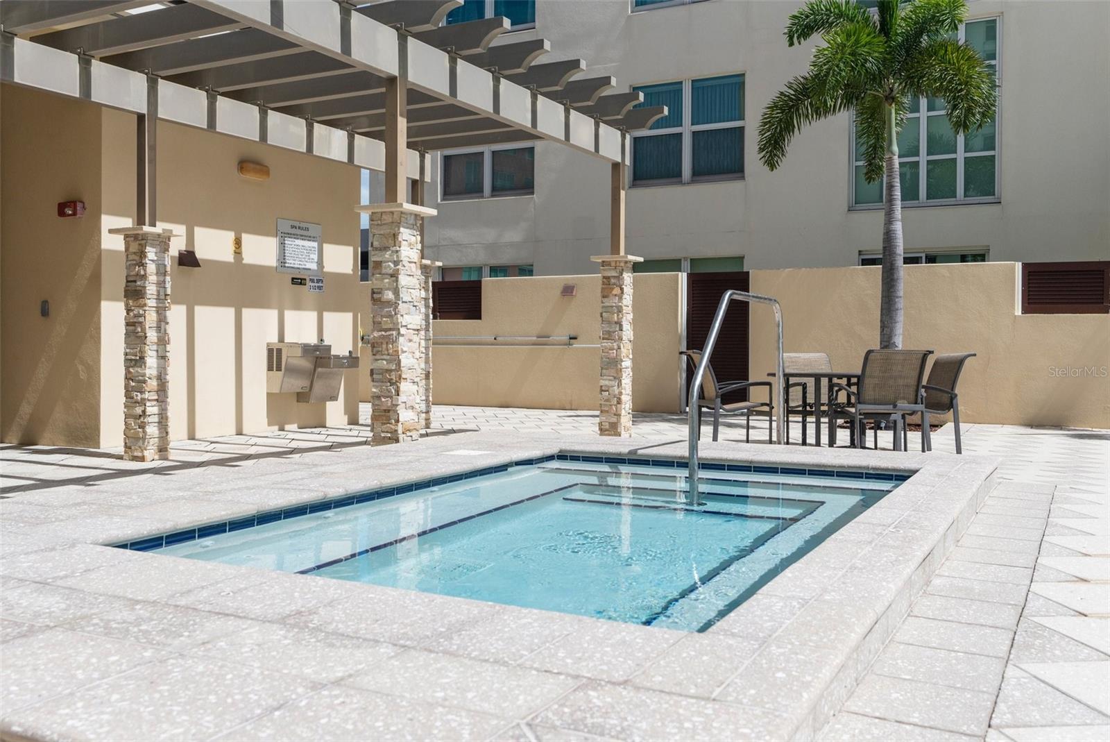 1238 E KENNEDY BOULEVARD 501