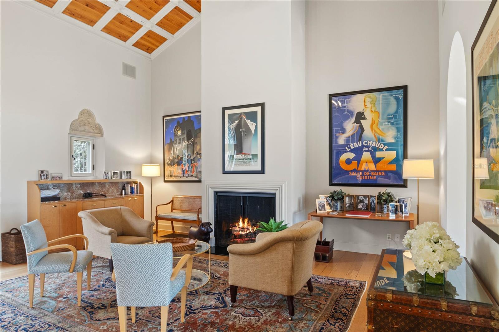 MOUNTAIN LAKE ESTATES - Residential