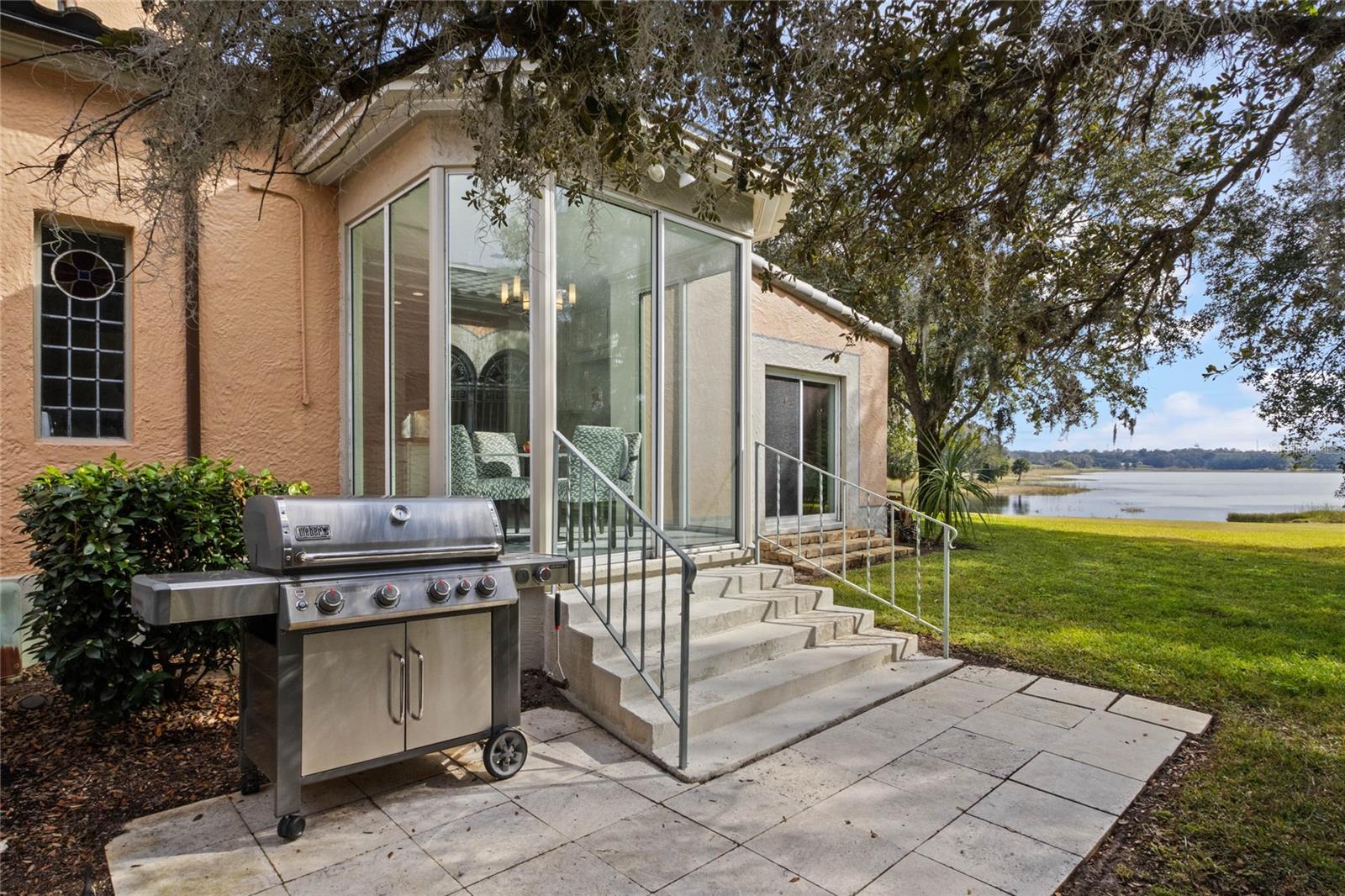 MOUNTAIN LAKE ESTATES - Residential