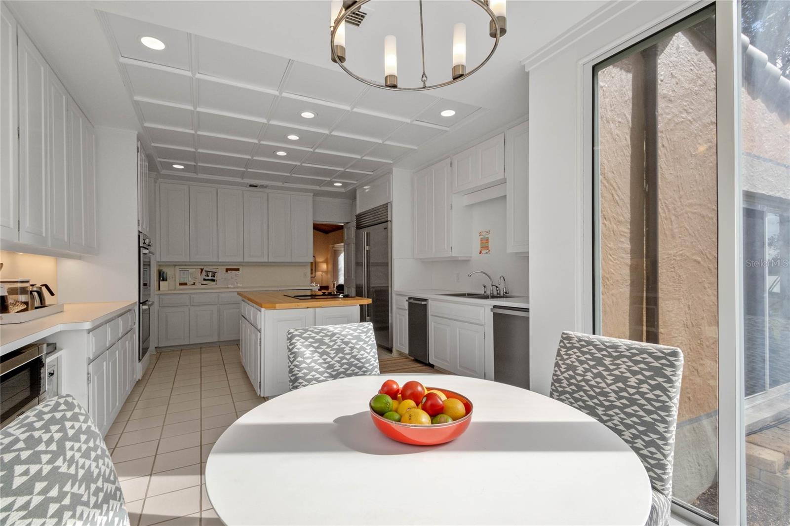 MOUNTAIN LAKE ESTATES - Residential