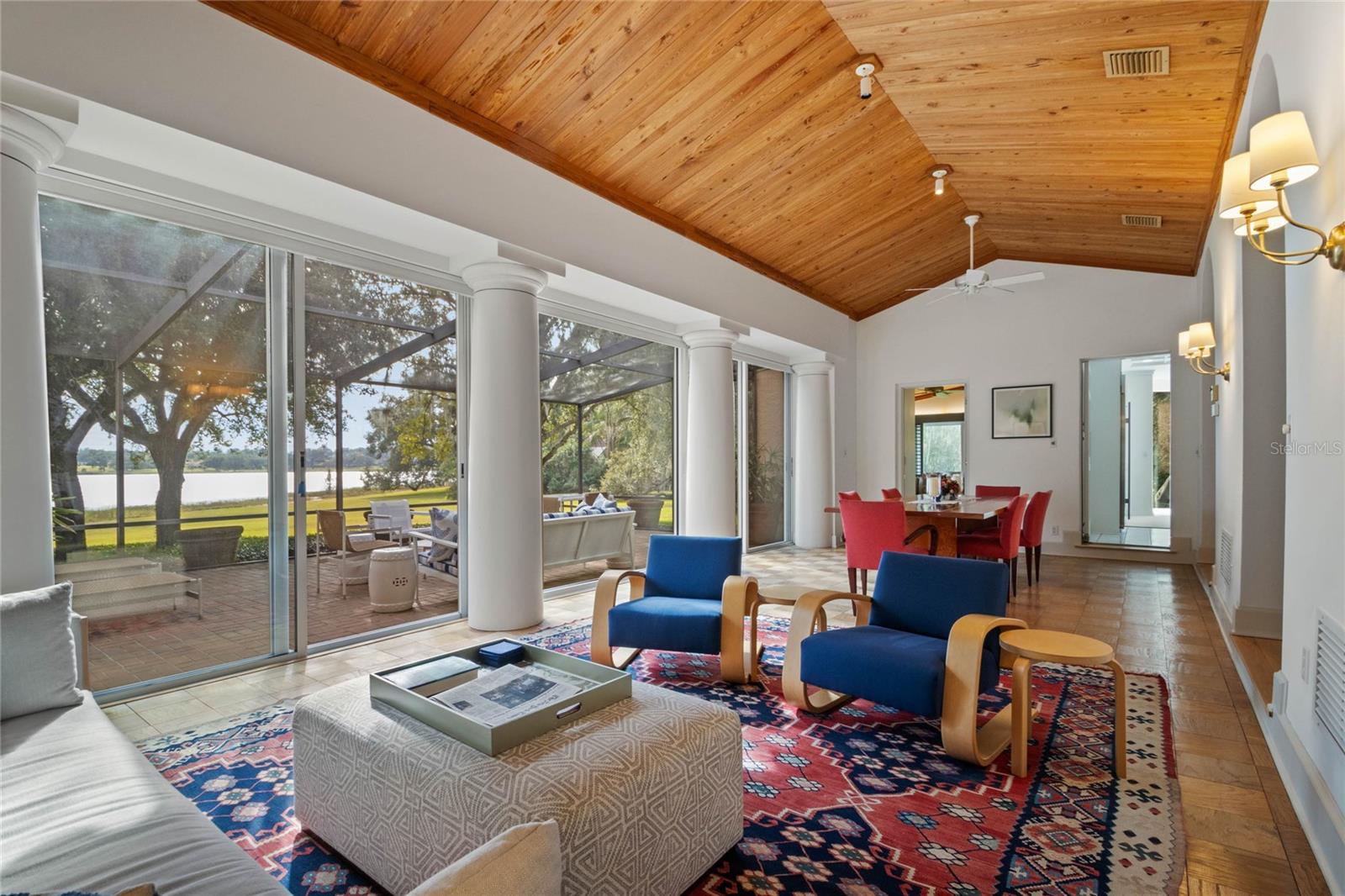 MOUNTAIN LAKE ESTATES - Residential