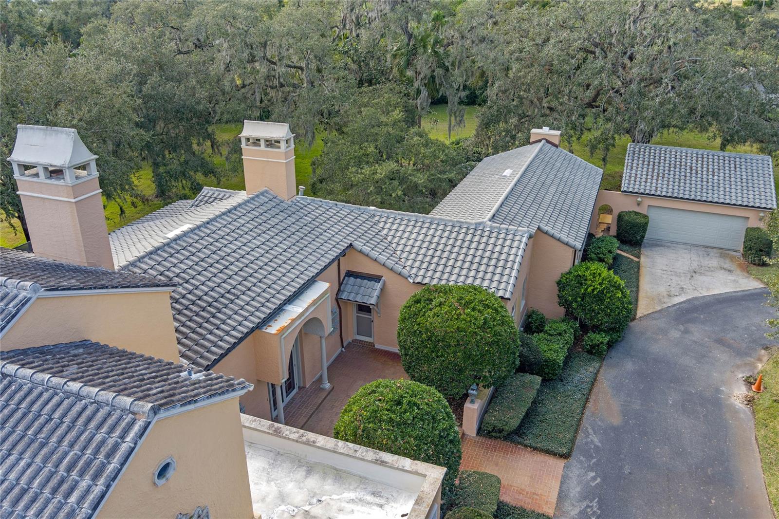 MOUNTAIN LAKE ESTATES - Residential