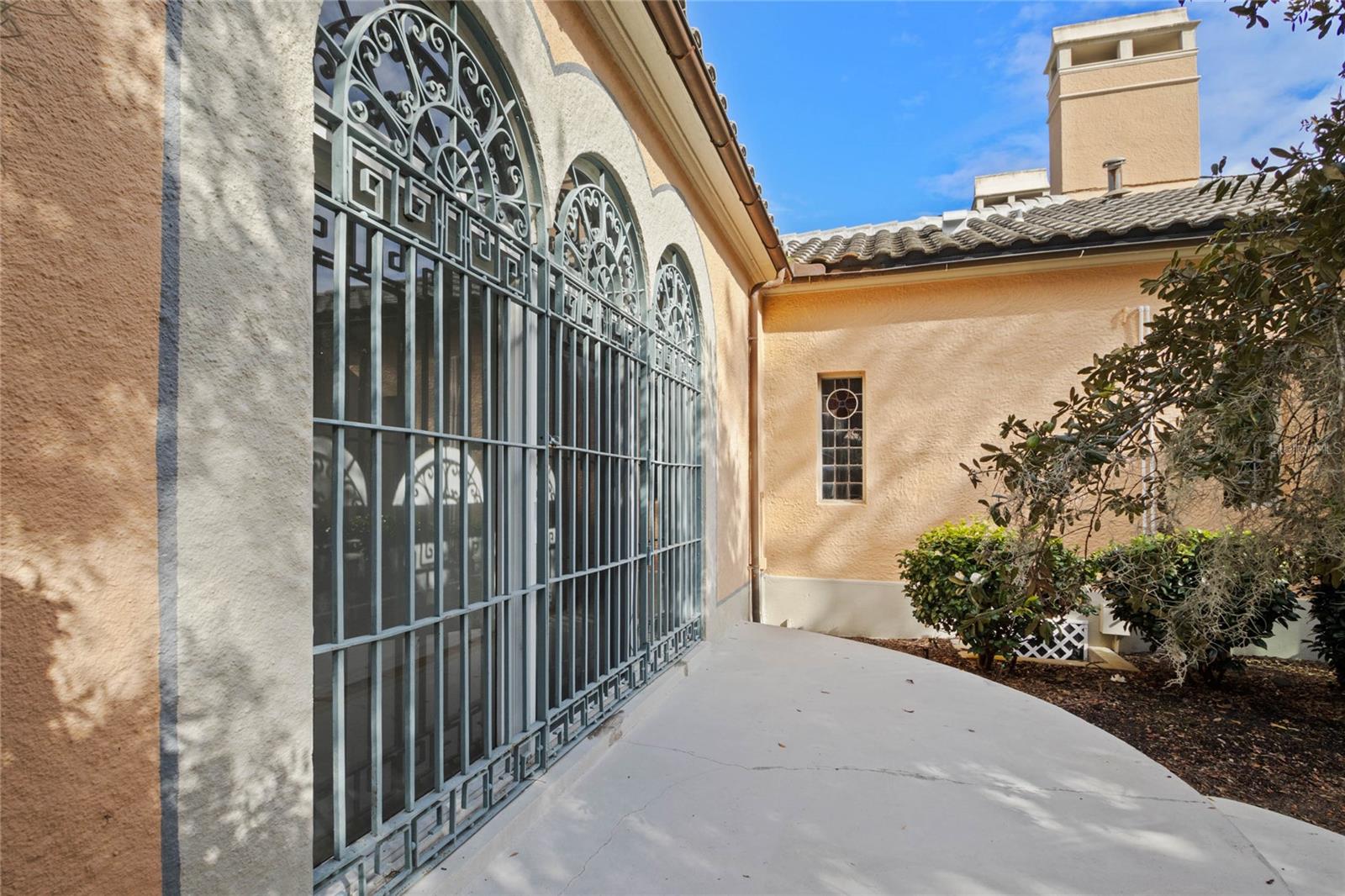 MOUNTAIN LAKE ESTATES - Residential