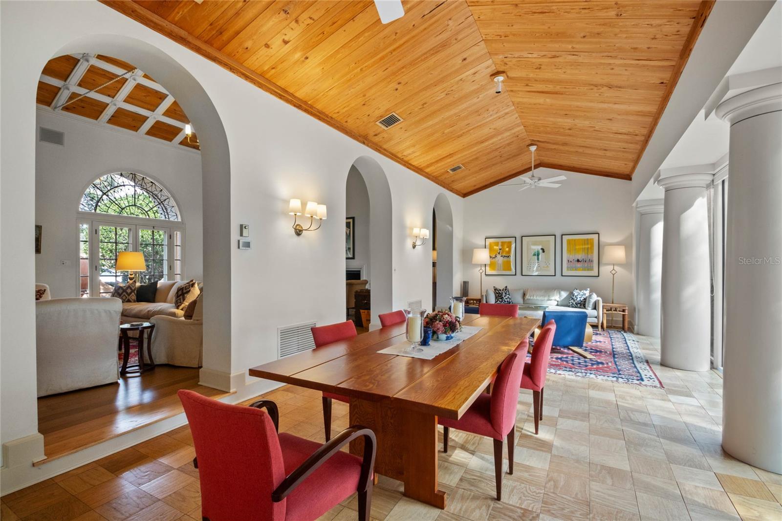 MOUNTAIN LAKE ESTATES - Residential