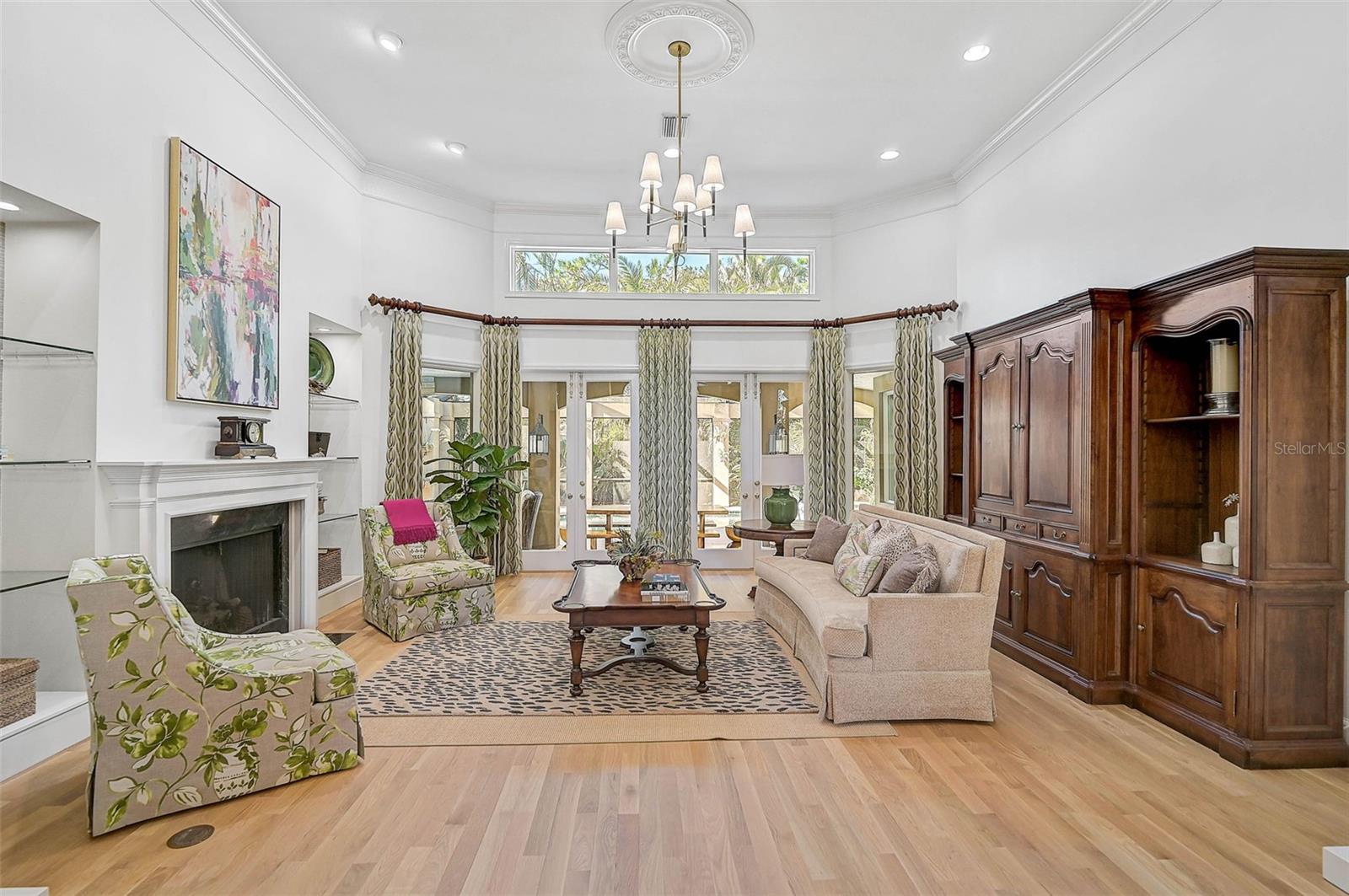 662 FERNWALK LANE
