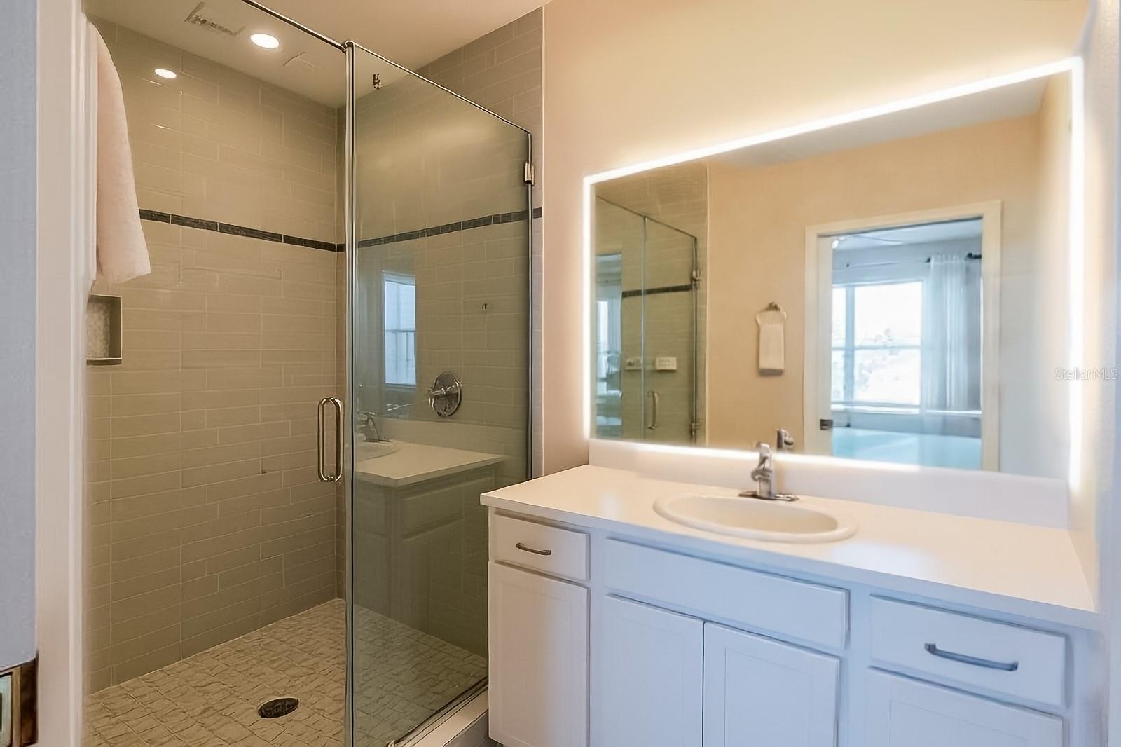 PARKSTONE - Residential