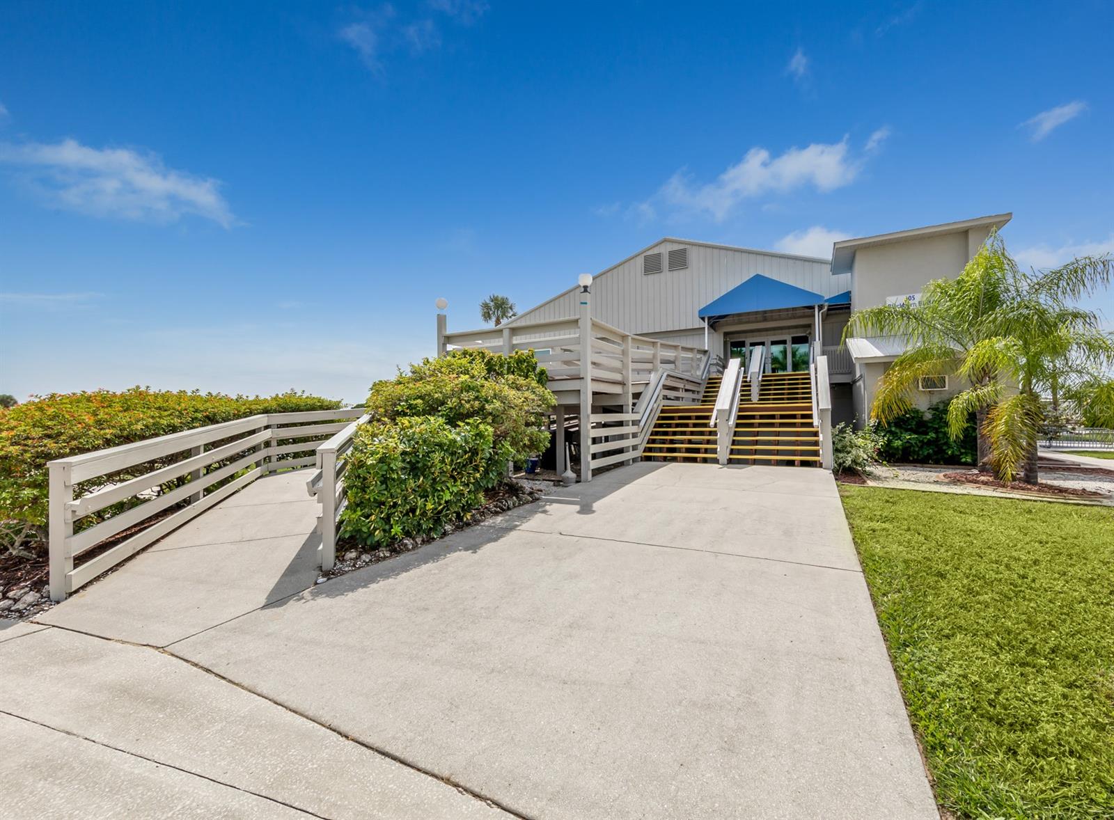 HARBOR COVE - Residential