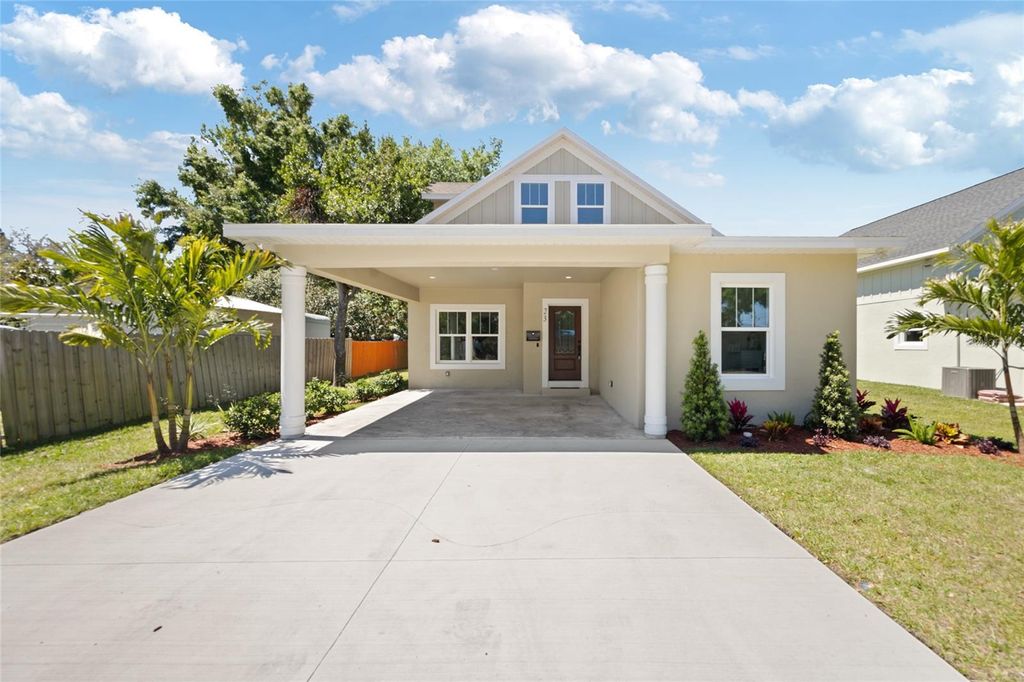 Photo of 23 N Edwards Street, Plant City, FL 33563 (MLS # TB8413574)