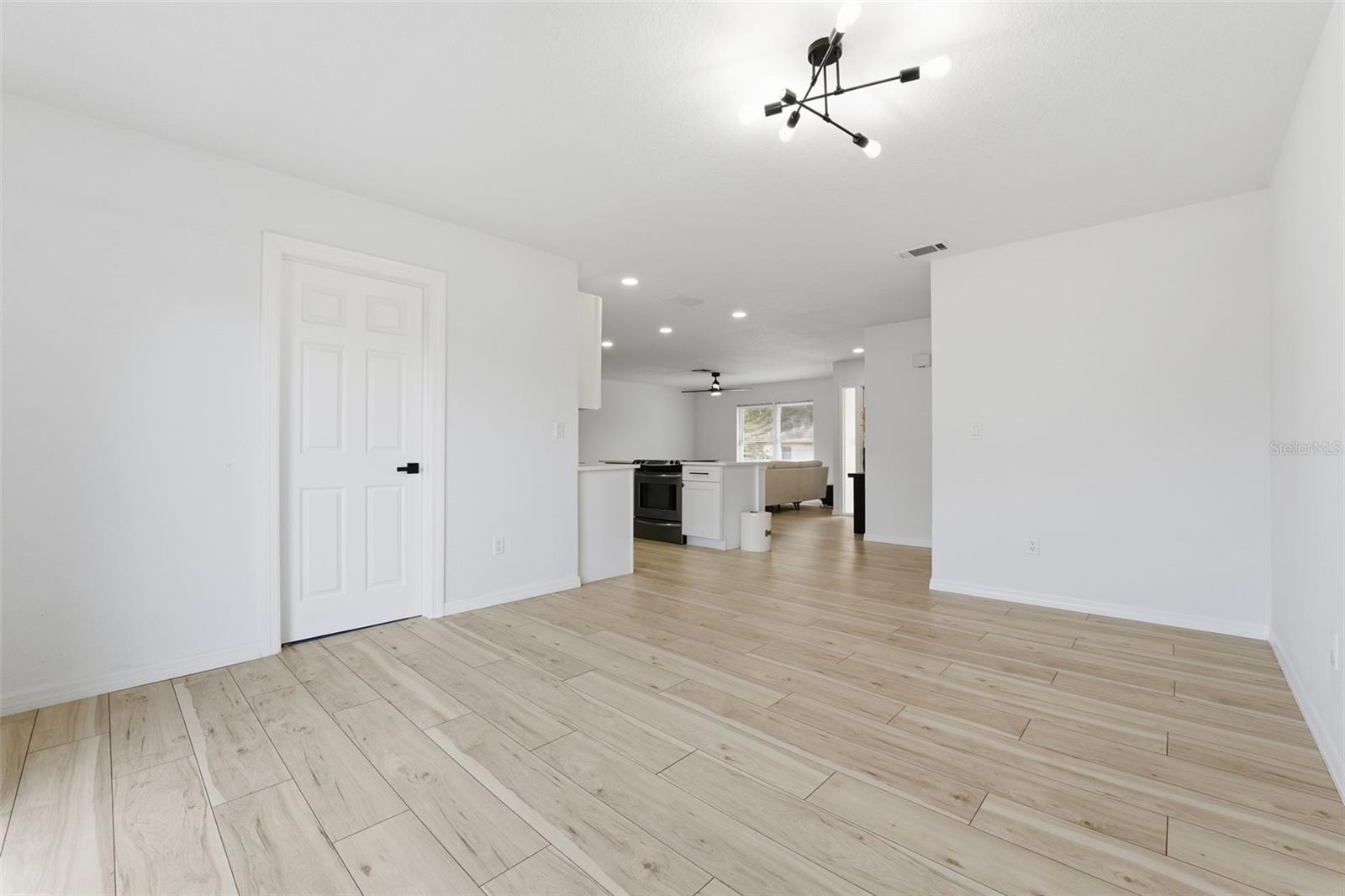 SAN CLEMENTE VILLAGE - Residential