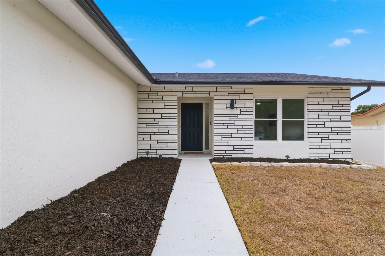 SAN CLEMENTE VILLAGE - Residential