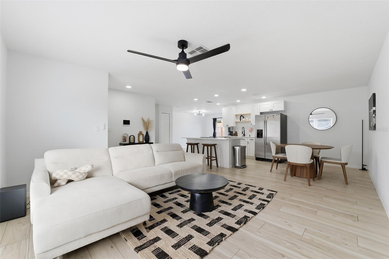 SAN CLEMENTE VILLAGE - Residential