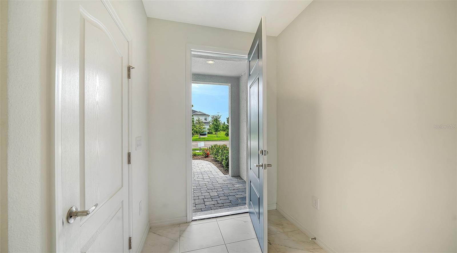 2357 WASHINGTON PALM COURT