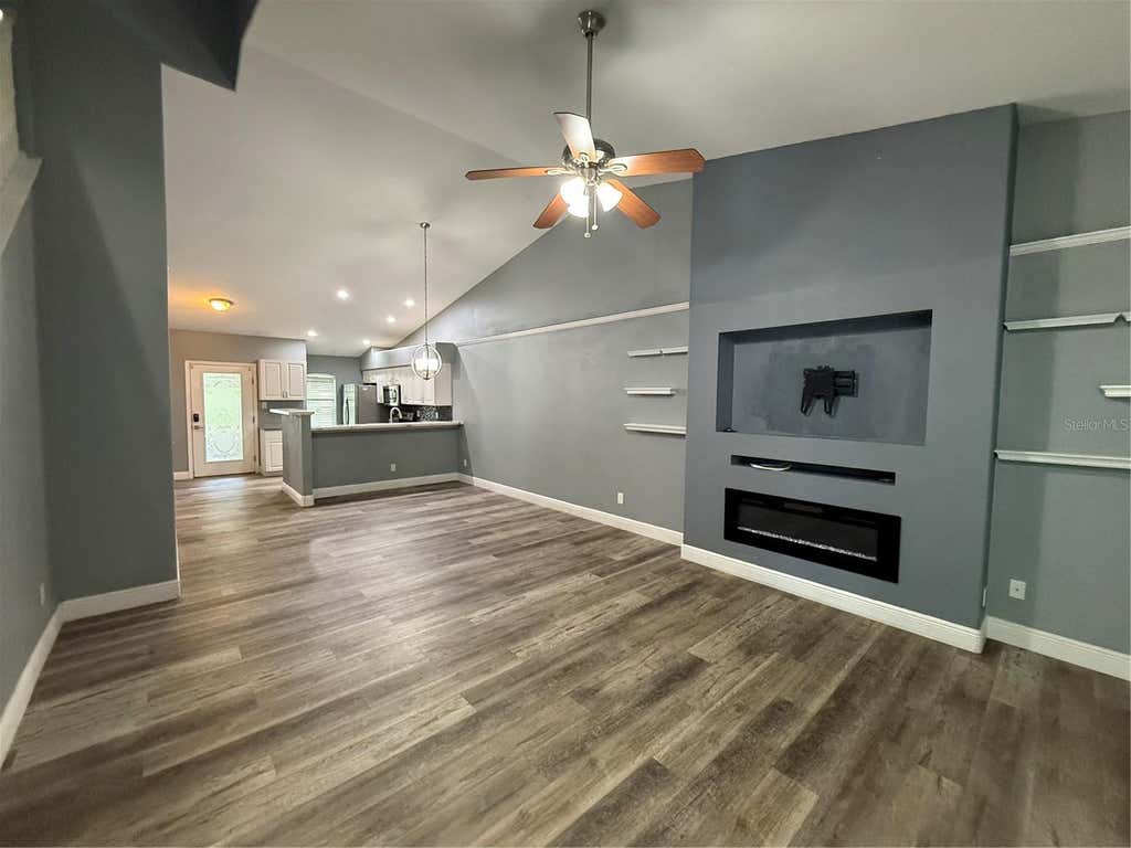 Photo of 8927 Courtyard Lane, Groveland, FL 34736 (MLS # G5116768)