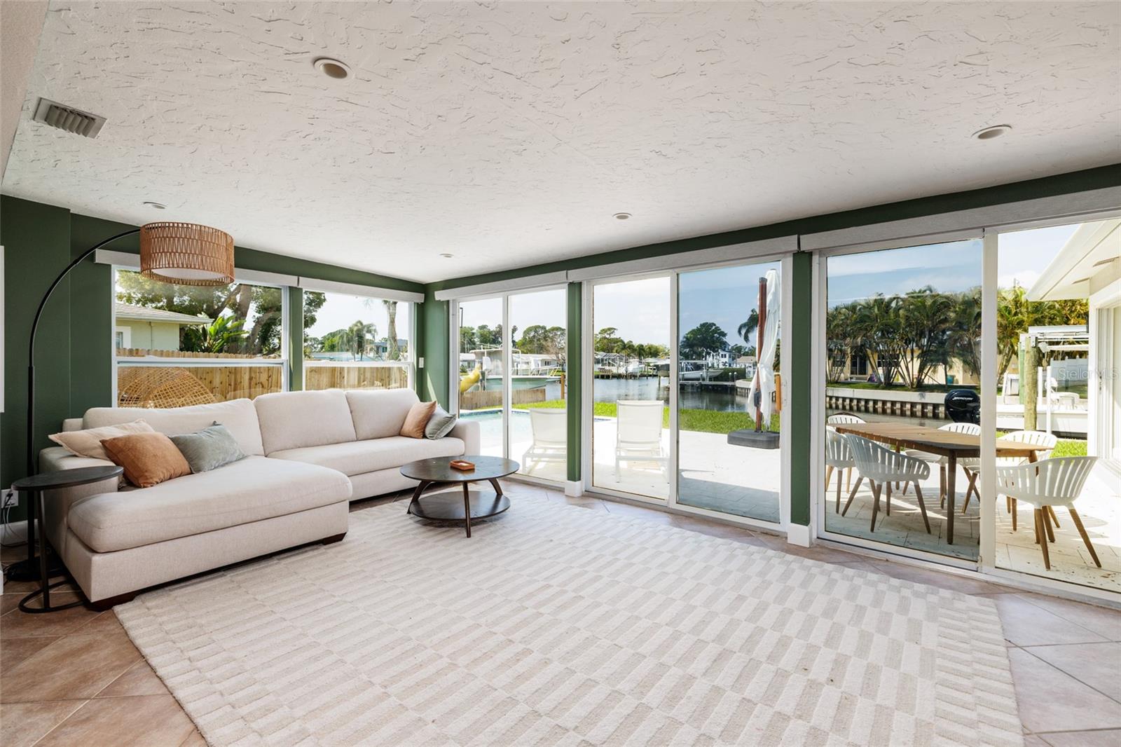 SUN PLAZA ISLES SEC 3 - Residential