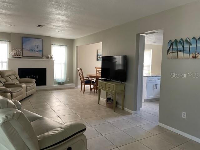 403 ORIOLE CIRCLE