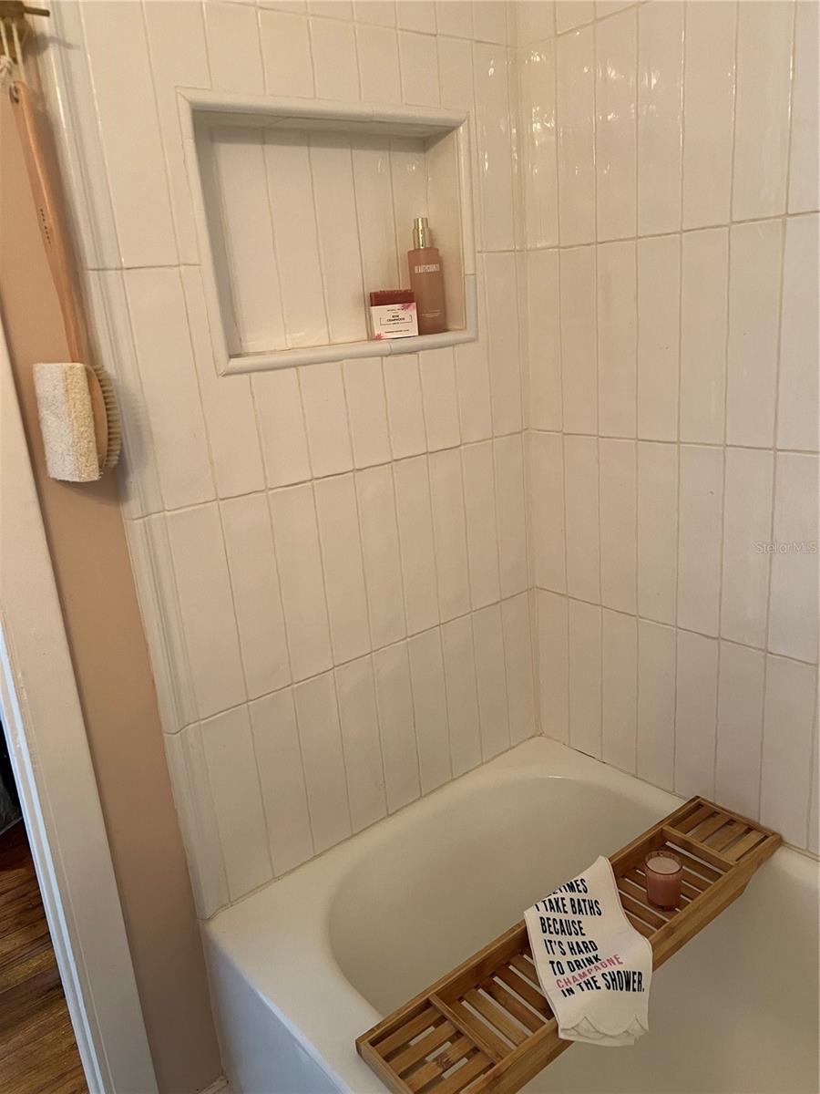 HAMPSHIRE HOUSE - Residential