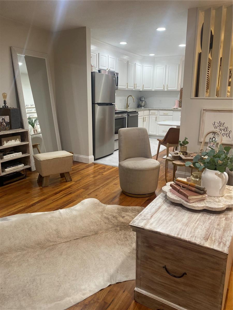 HAMPSHIRE HOUSE - Residential