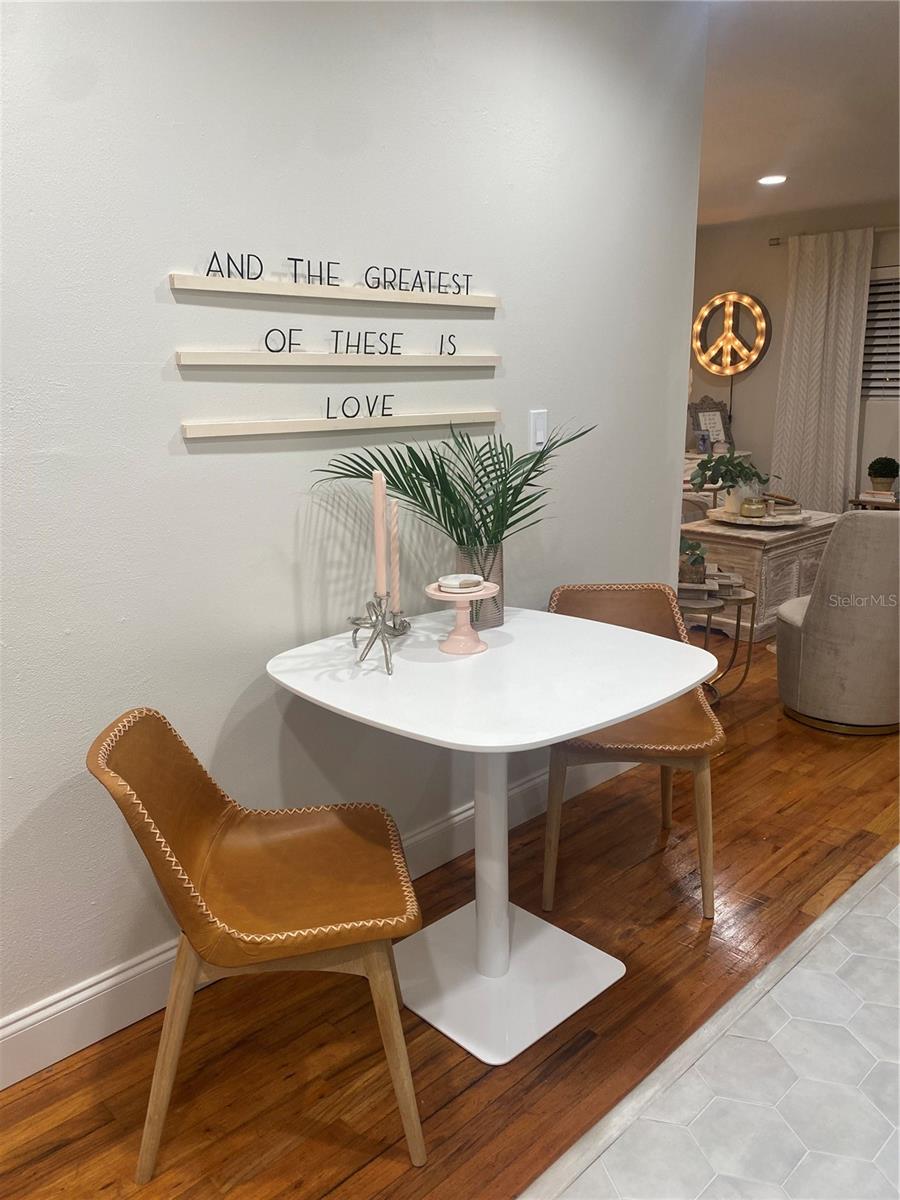 HAMPSHIRE HOUSE - Residential