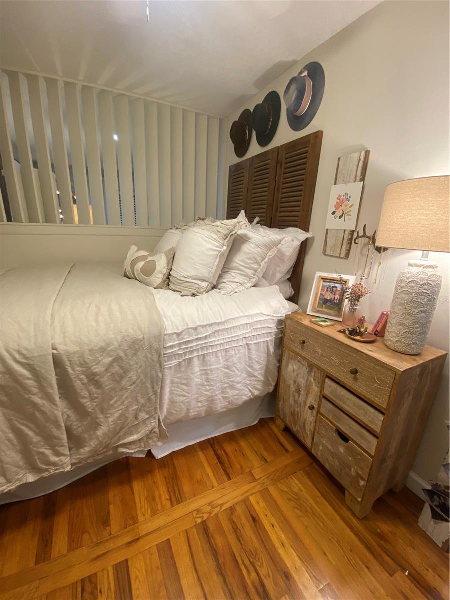 HAMPSHIRE HOUSE - Residential