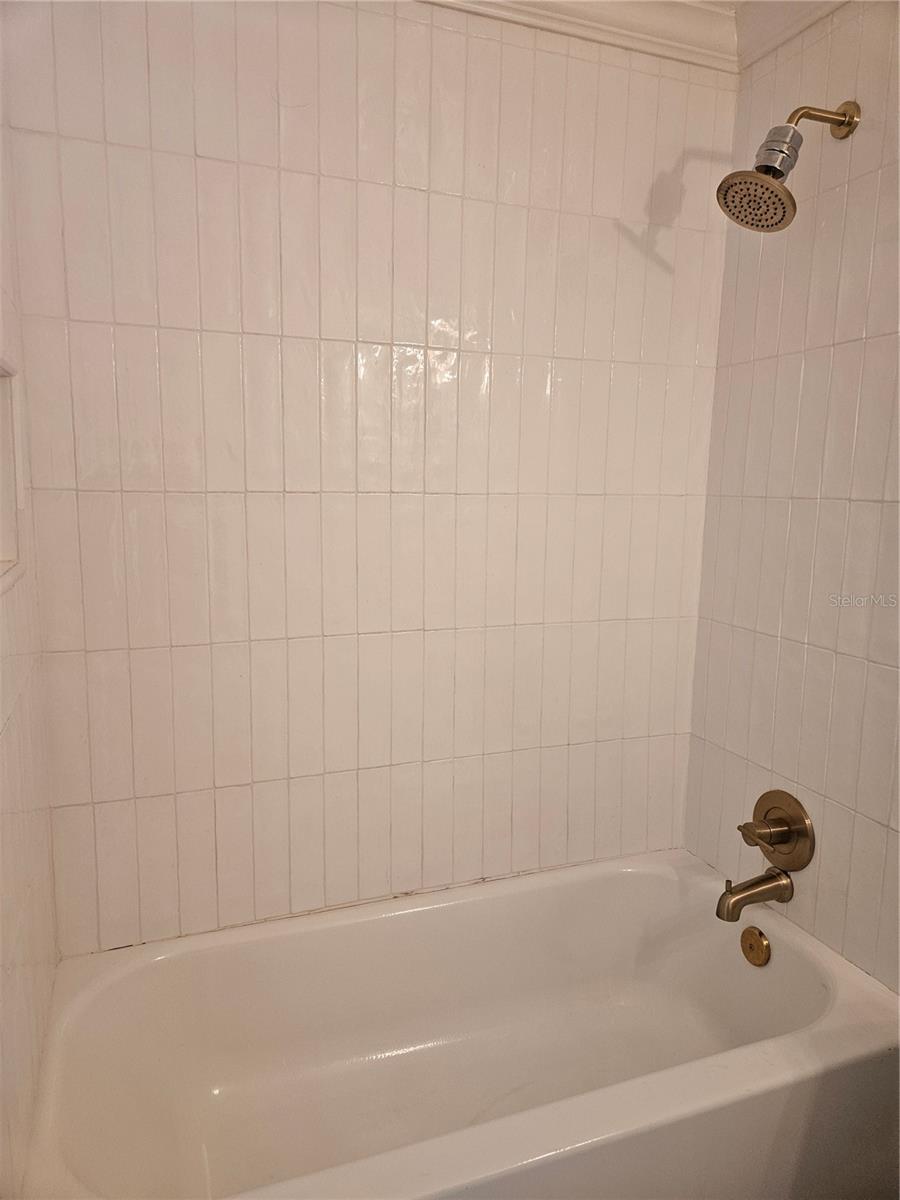 HAMPSHIRE HOUSE - Residential