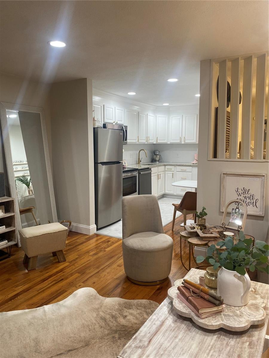 HAMPSHIRE HOUSE - Residential